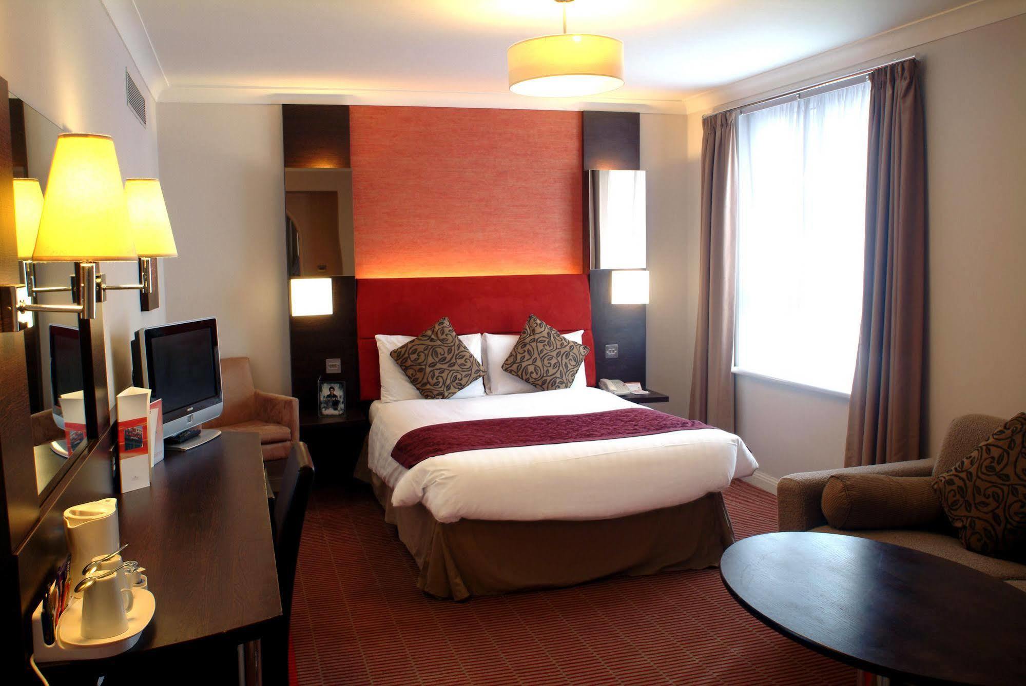 סוואנסי The Dragon Hotel מראה חיצוני תמונה