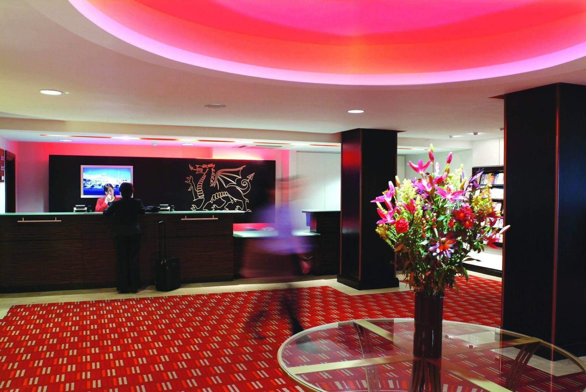 סוואנסי The Dragon Hotel מראה חיצוני תמונה